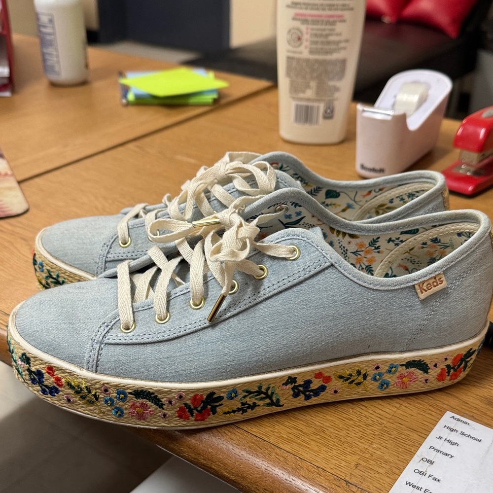 Keds Women's Light Blue Floral Embroidered Sneakers